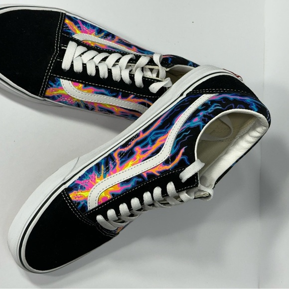 Vans Colorful Black Sneakers with White Laces brand es size 9 - Picture 3 of 5